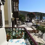 Marinda * Çeşme