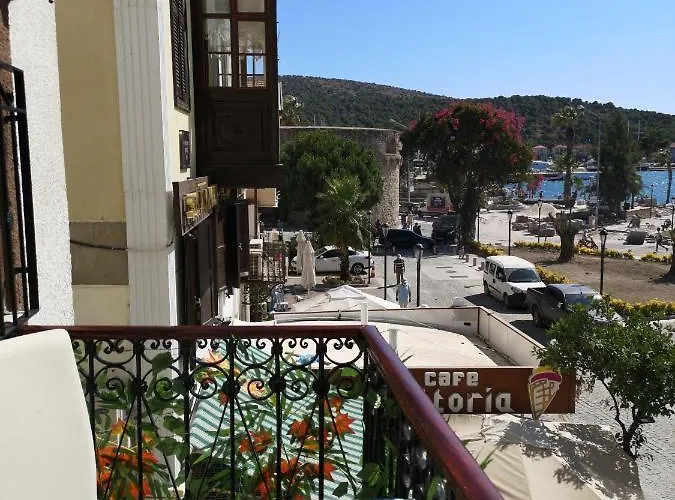 Marinda * Çeşme